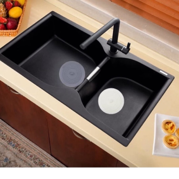 2 Pack Silicone 6” Drain Cover Bathtub Hair Stopper Drain Plugs NWT - Picture 2 of 6